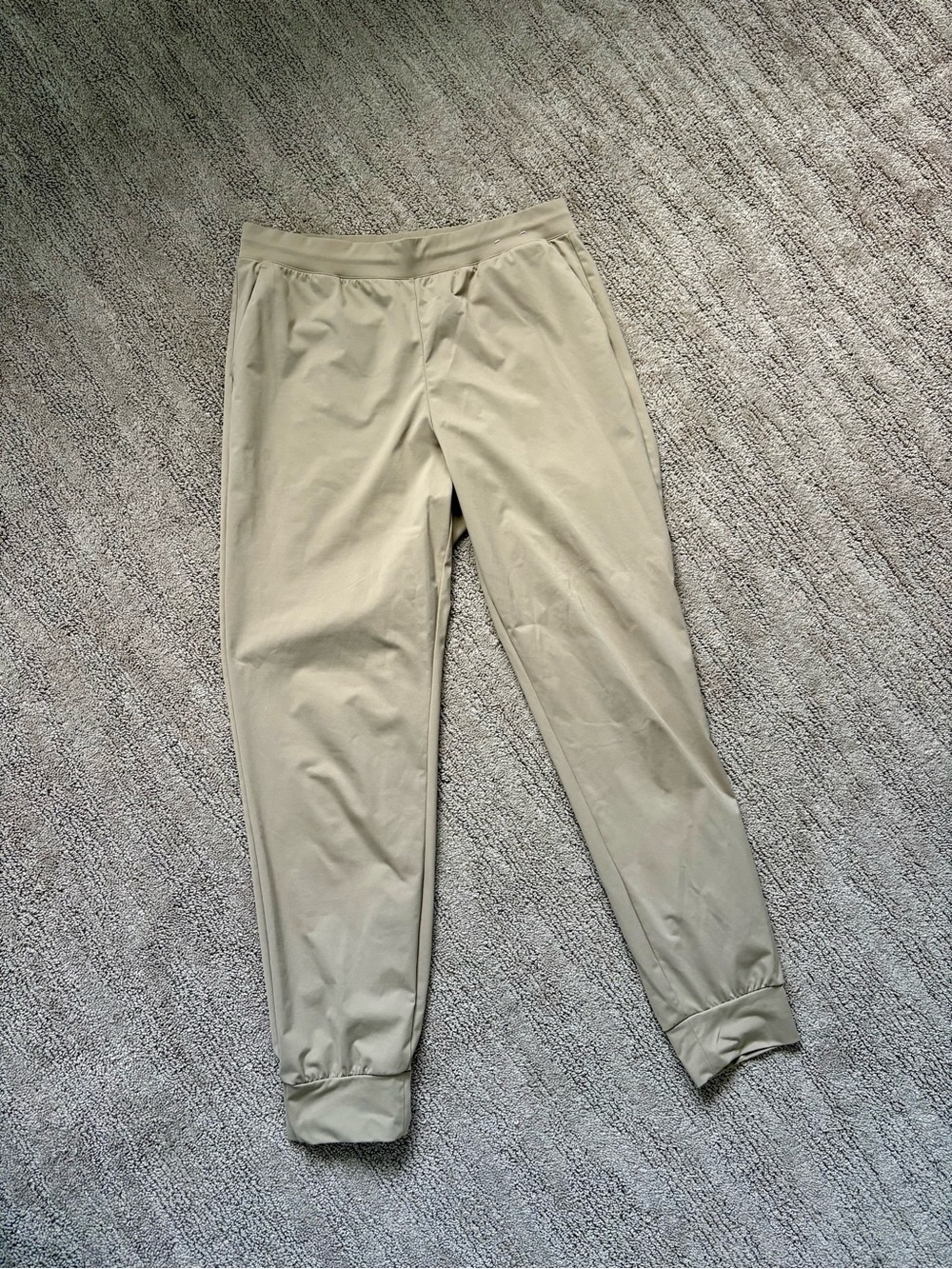 Uniqlo Airism lightweight pant